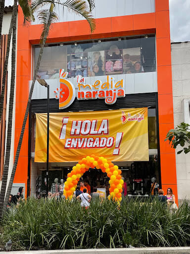 Negocio Almacén La Media Naranja Envigado