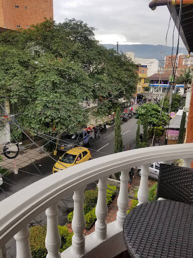 Negocio Amoblado De La 70 Apartamentos