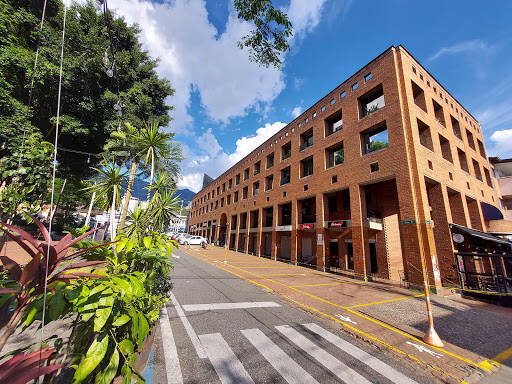 Negocio Apartamentos Amoblados El Poblado Medellin