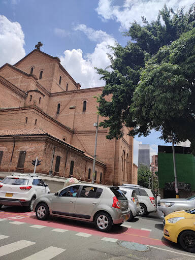 Negocio Arquidiocesis De Medellin