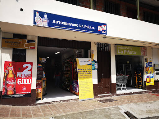 Negocio Autoservicio La Piñata Y Corresponsal Bancario De Bancolombia