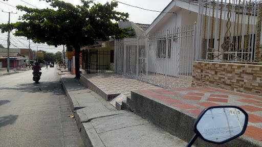 Negocio Banco Mundo Mujer
