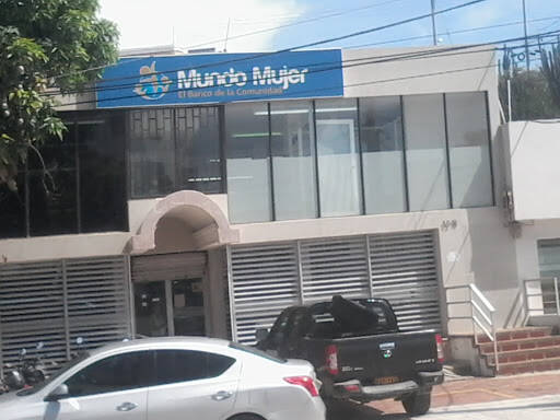 Negocio Banco Mundo Mujer