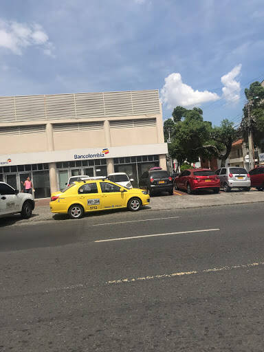 Negocio Bancolombia Avenida Roosvelt