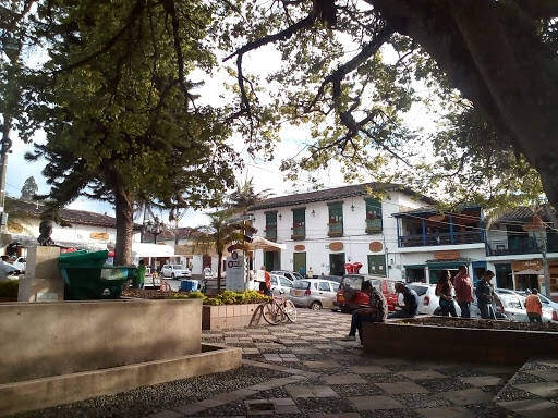 Negocio Bancolombia El Retiro