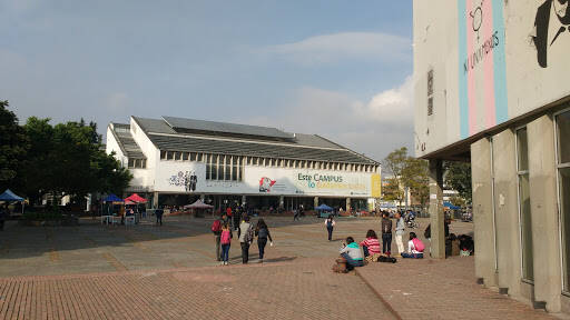 banco Building 104 - León De Greiff Auditorium