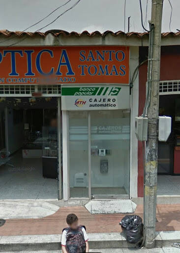 banco Cajero Ath, Al Lado Del Banco De Bogotá