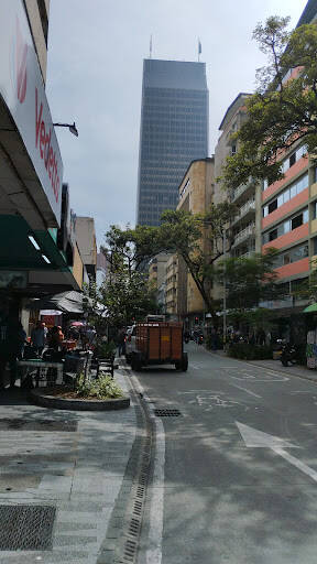 Negocio Cajero Ath Oficina Carrera Junin I - Banco De Bogotá