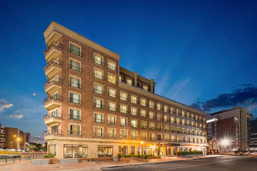 banco Casa Dann Carlton Hotel & Spa