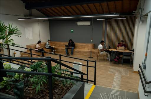 Negocio Casa De Empleo Comfama