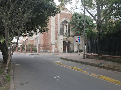 banco Catholic University Of Colombia At The Cloister