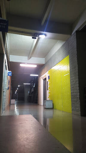 Negocio Centro Comercial Olaya Herrera