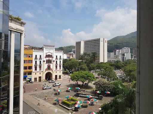 Negocio Centro Financiero La Ermita