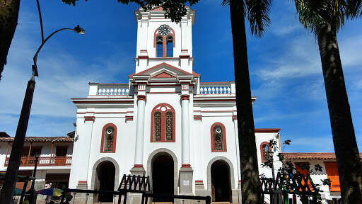 Negocio Cocorná Main Park