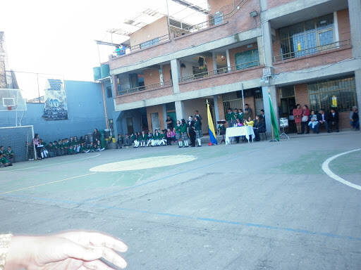 Negocio Colegio Colombo Latino