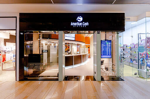 banco Compra Y Venta De Divisas Amerikan Cash / C.C. El Retiro L.126