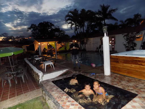 Negocio Country Hotel Llano Dorado