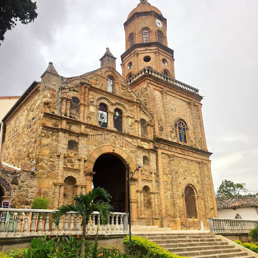 Negocio Curití Main Park