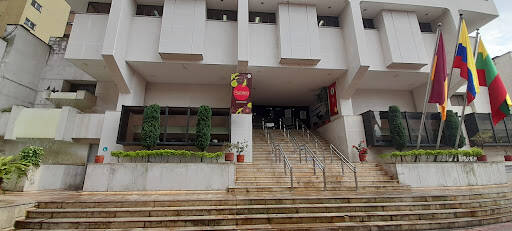 Negocio Dario Echandia Library