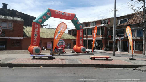 Negocio Dimonex Centro Carrera 4 Esquina