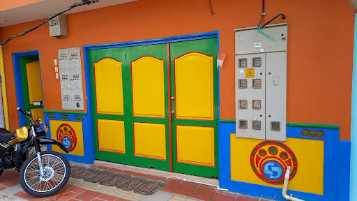 Negocio Empresa De Servicios Públicos De Guatapé