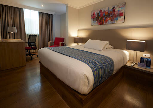 banco Hotel Saint Simon