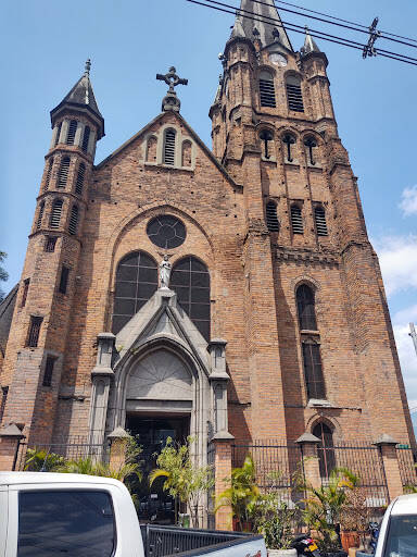 Negocio Iglesia Del Sagrado Corazón De Jesús