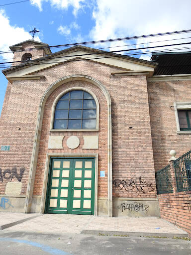 banco Iglesia Instituto Siervas De María