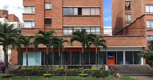 Negocio Itaú Oficina Laureles