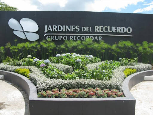 Negocio Jardines Del Recuerdo Cemetery