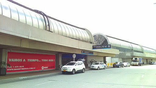 Negocio Jose Maria Cordova International Airport