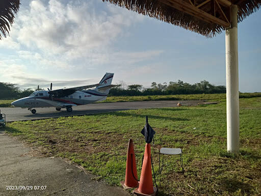 Negocio Juan H. White Airport (Caq)