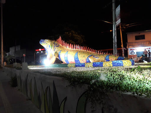 Negocio Monumento La Iguana