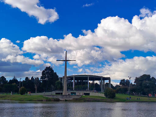 banco Park Simón Bolívar Bogotá City
