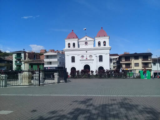 Negocio Parroquia Nuestra Señora De Chiquinquirá El Santuario