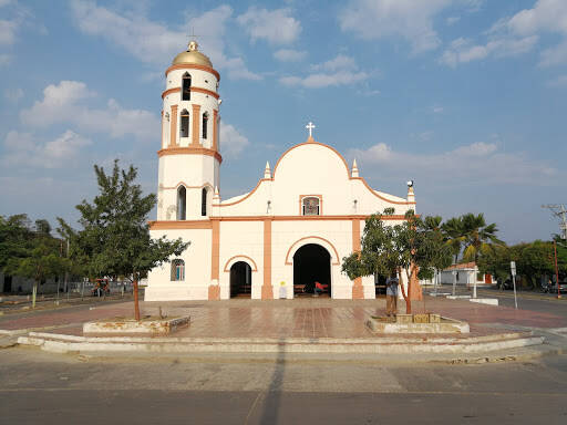 banco Plaza Principal De Santo Tomas