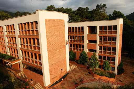 Negocio Pontifical Bolívarian University Bucaramanga Campus