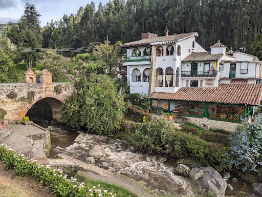 Negocio Puente Real De Calicanto