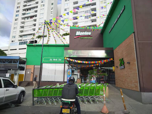 Negocio Supermercado Los Montes Pinar Del Rio