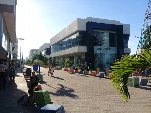 Negocio Tienda La Riviera