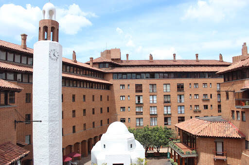 banco Travelers Apartamentos & Suites Condominio Plenitud