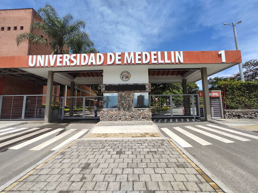 Negocio Universidad Medellin