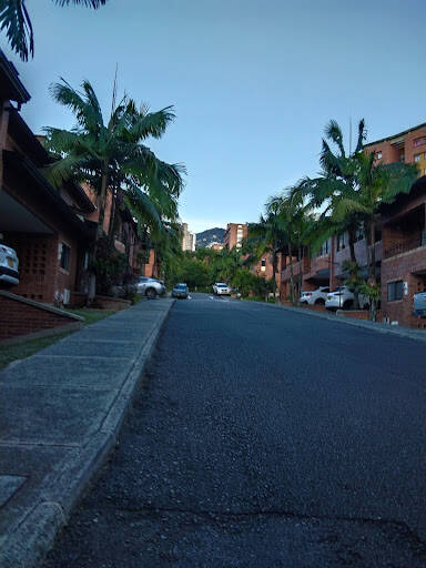 Negocio Urbanización Lomalinda
