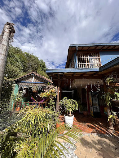 Negocio Yolo Hostel Medellín